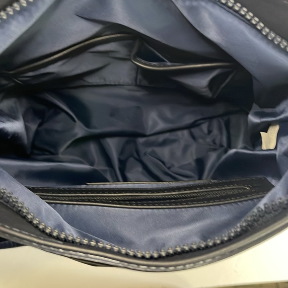 Sondra Roberts Squared Quilted Crossbody Bag - Navy Blue - Picture 8 of 10